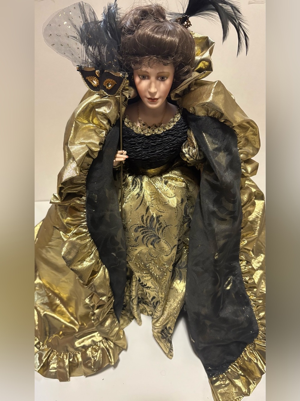 House of Faberge "Queen of the Masquerade Ball" from Franklin Heirloom Doll